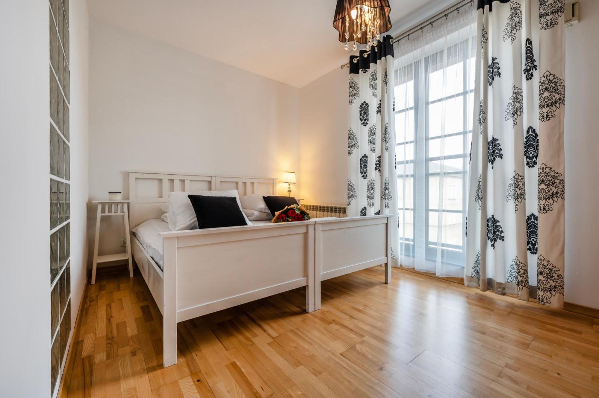 شقة Rimini Moxy Te&Am Cracow كراكوفيا المظهر الخارجي الصورة